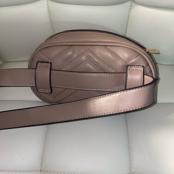 Fanny pack - Picture 2 of 3